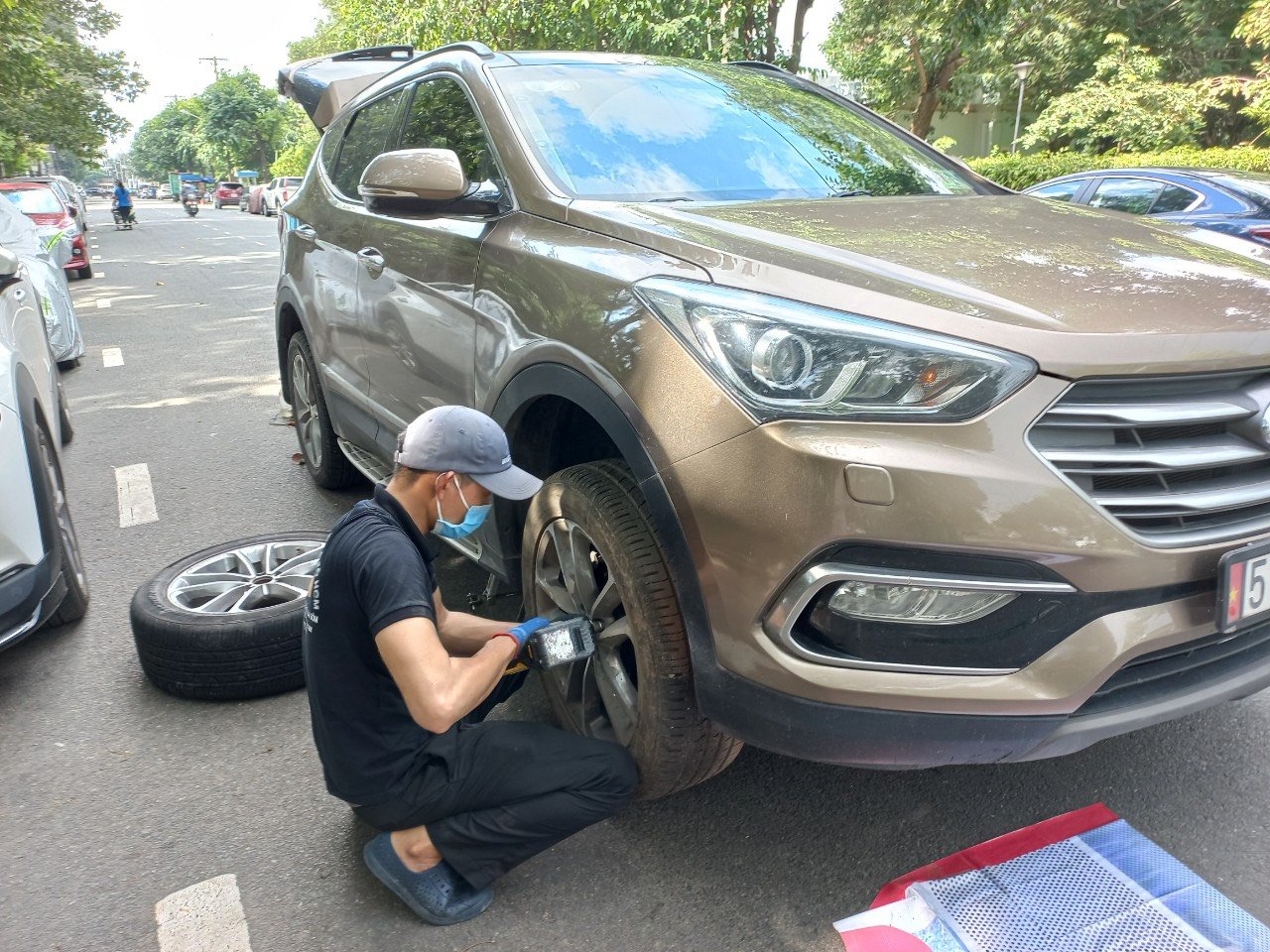 vá xe đường Lê Thánh Tôn Nha Trang