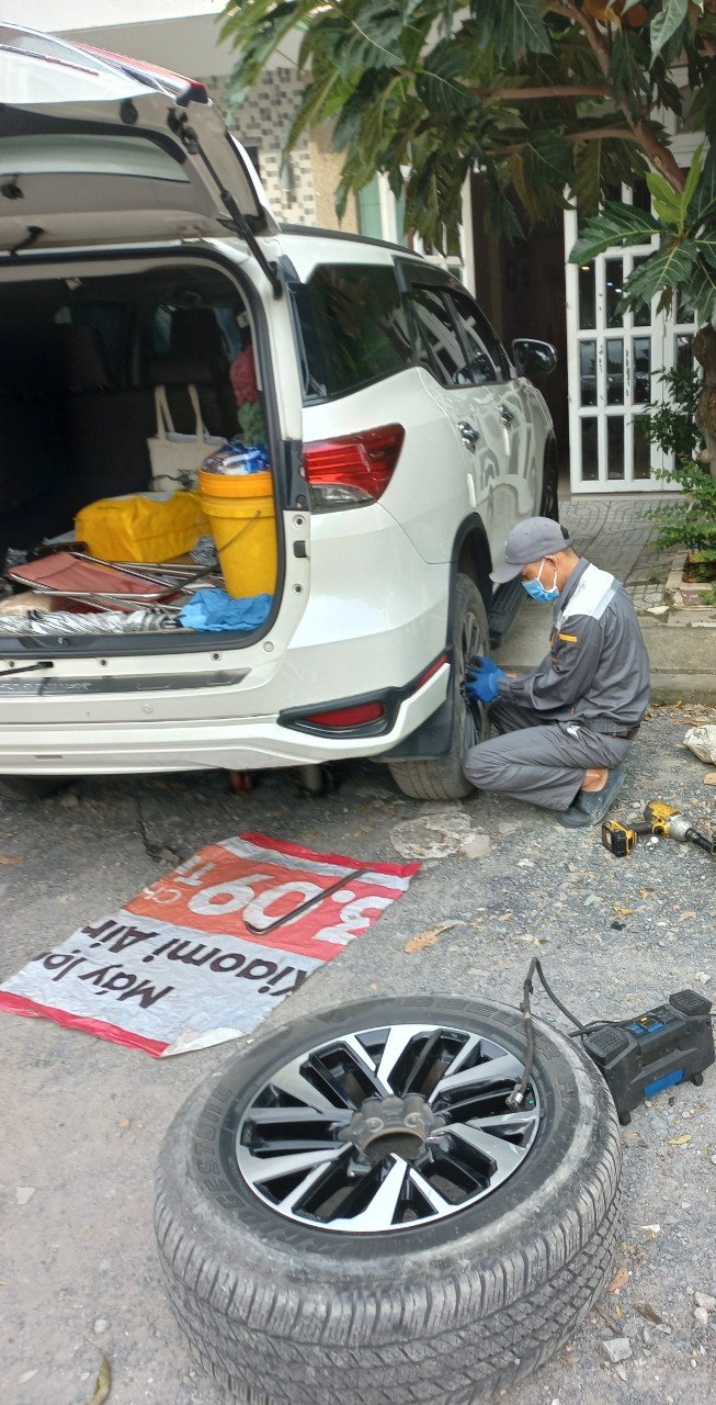 vá xe khẩn cấp Nha Trang